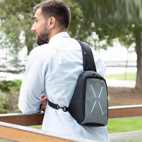 Bezpečnostný batoh proti krádežiam - InnovaGoods